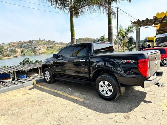 FORD RANGER 3.2 XLT 4X4 CD 20V DIESEL 4P AUTOMÁTICO